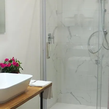 Bed & Breakfast Donpe 3*